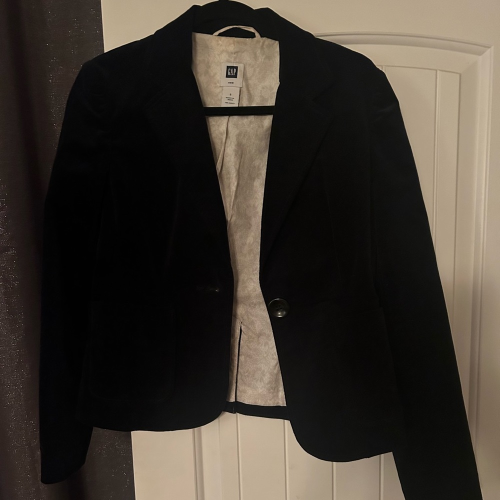 Lined velvet Gap blazer.